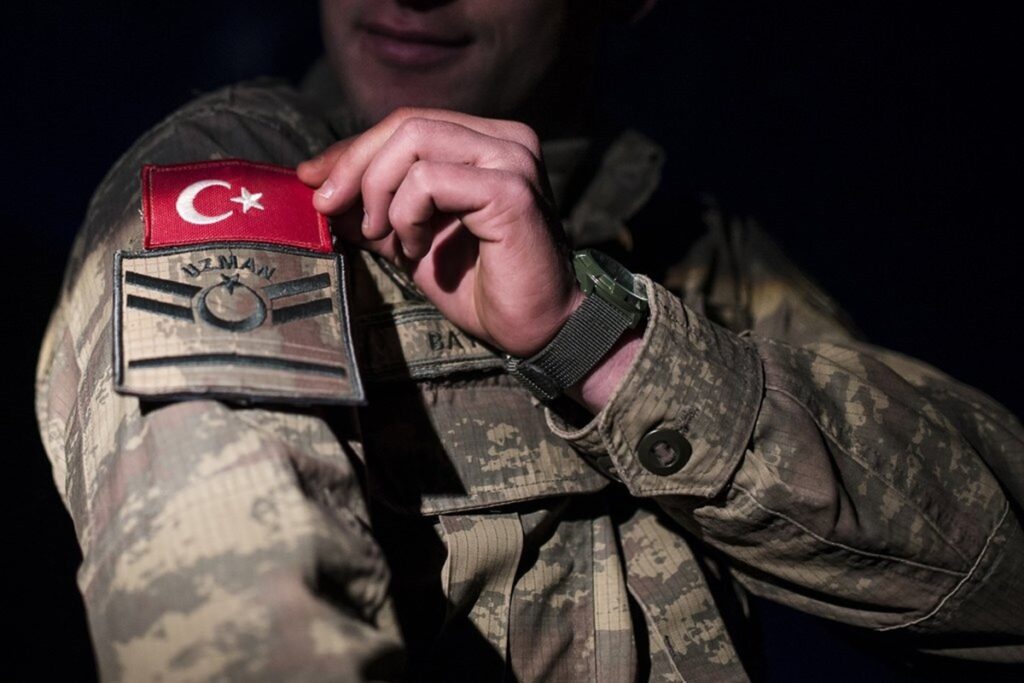 Askerdeyken Nasıl Uzman Çavuş Olurum