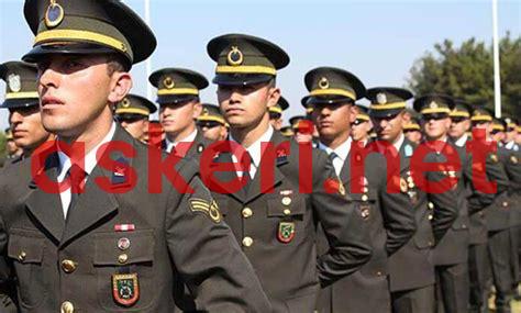 Astsubay Üniforması: Özellikleri ve Modelleri